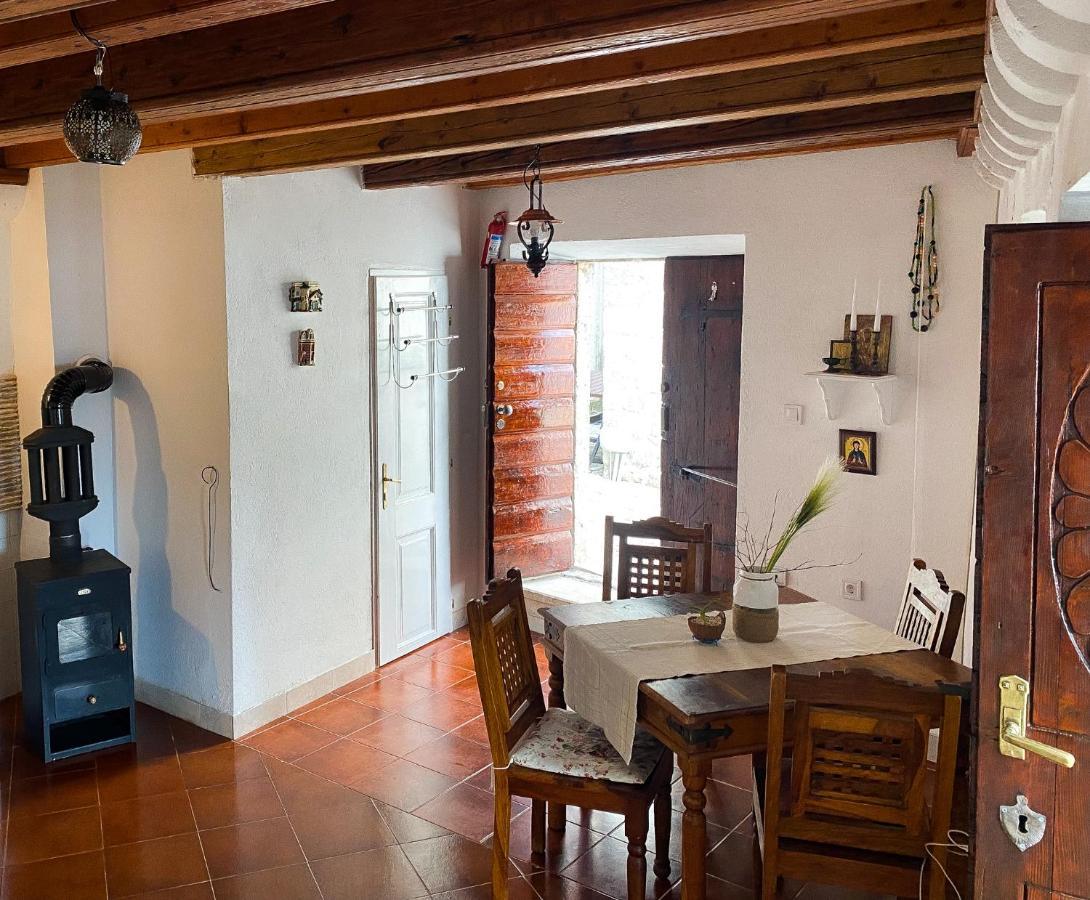 Villa Charming Bohemian House In Perast Esterno foto