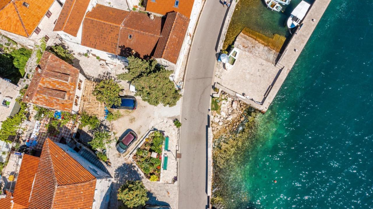 Villa Charming Bohemian House In Perast Esterno foto
